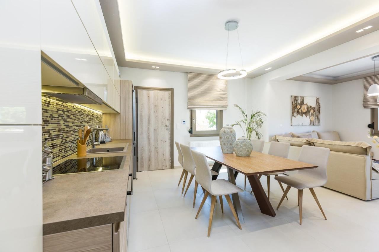 Luxury Cretan With Private Pools Villa