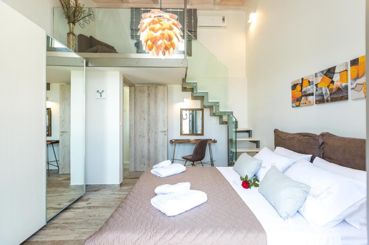 Luxury Cretan With Private Pools * Gállos