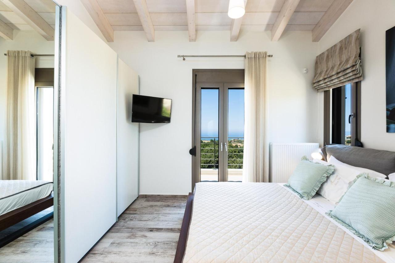 Luxury Cretan With Private Pools * Gállos