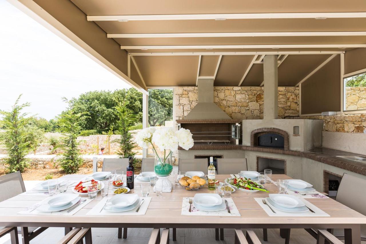 Luxury Cretan With Private Pools * Gállos